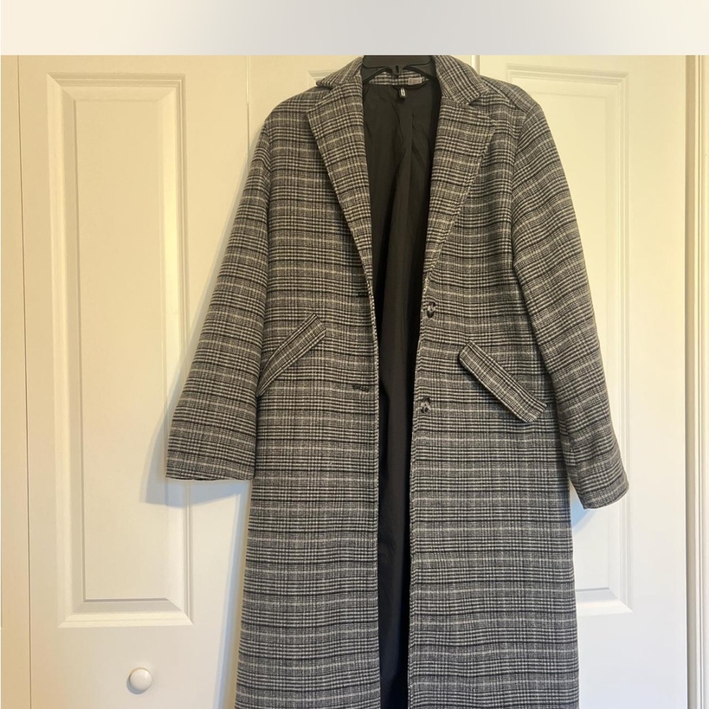 H&M Black and White Plaid Mid-Length Coat